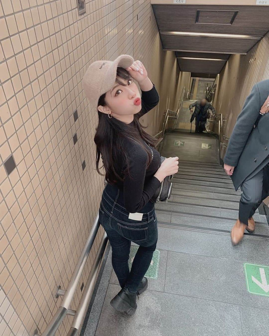 鈴木ふみ奈さんのインスタグラム写真 - (鈴木ふみ奈Instagram)「Cup d.i.a spec Bag & shoes emoda bottom Gyda  あれ、この写真インスタにあげた気がするけどない🤣  #ふみるっく #おっぱい私服 #fashion  #code #codenate #emoda #nosweat #ootd #gyda #diaspora #最近 #デニム好き #デニムコーデ」2月19日 16時24分 - fuminasuzuki