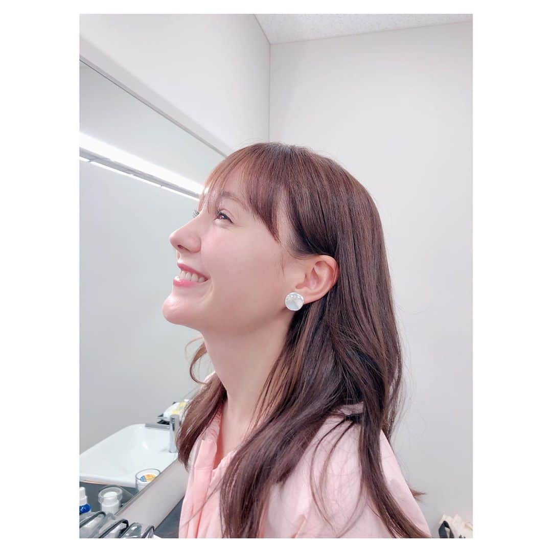 トリンドル玲奈さんのインスタグラム写真 - (トリンドル玲奈Instagram)「笑った笑った☺︎ ﻿ ﻿ 沢山笑わせてもらえた現場でした❣️ ﻿ ﻿ 収録も楽しかった〜！﻿ またお知らせします^ ^﻿」2月19日 17時12分 - toritori0123