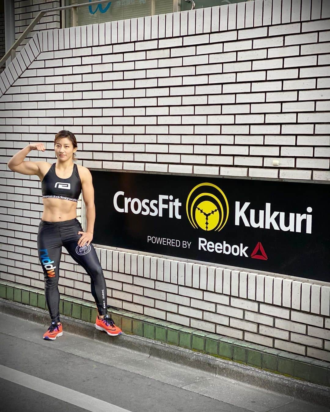 杉山しずかさんのインスタグラム写真 - (杉山しずかInstagram)「training @crossfitkukuri  with @k5j24  #crossfit #rvddw #kukuri #kawasaki #fitness #フィットネス女子  #ロンスパ  #wear #mma #kickboxing #wrestling  #muscle #youtube #protein #クロスフィット #hiit」2月19日 17時14分 - shizukasugiyama0211