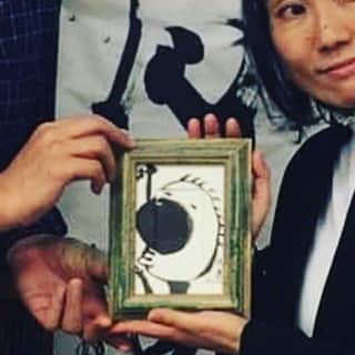 武田双雲さんのインスタグラム写真 - (武田双雲Instagram)「墨生（手が叶）もお嫁に。叶えてこい。叶えさせてこい。おや墨  #sumio #墨生」2月19日 17時20分 - souun.takeda