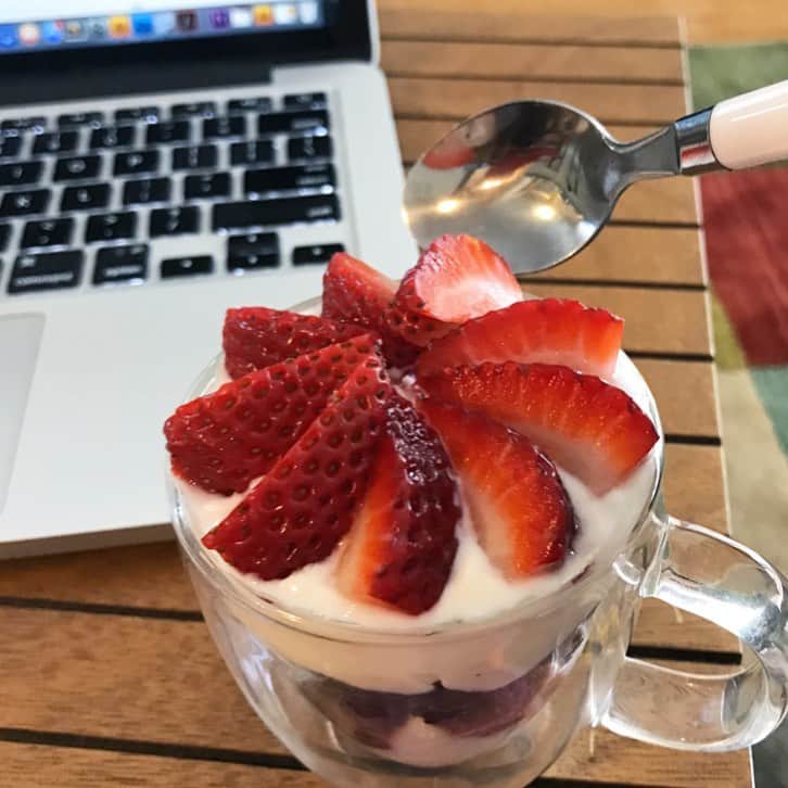 athena_greek_yogurtのインスタグラム