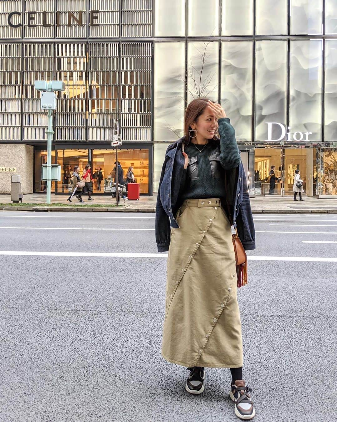 安岡あゆみさんのインスタグラム写真 - (安岡あゆみInstagram)「. #ayumi_y_ootd 👗 . #denimjacket @stellamccartney  #knit @carven  #skirt @ciroi_official  #bag & #shoes @chloe #pierce @hermes . . #ootd #outfit #fashion #coordinate #stellamccartney #carven #ciroi #hermes #chloe #ファッション #コーデ #コーディネート #今日のコーデ #今日の服 #ステラマッカートニー #カルヴェン #シロイ #クロエ #エルメス」2月19日 19時10分 - ayumi_yasuoka