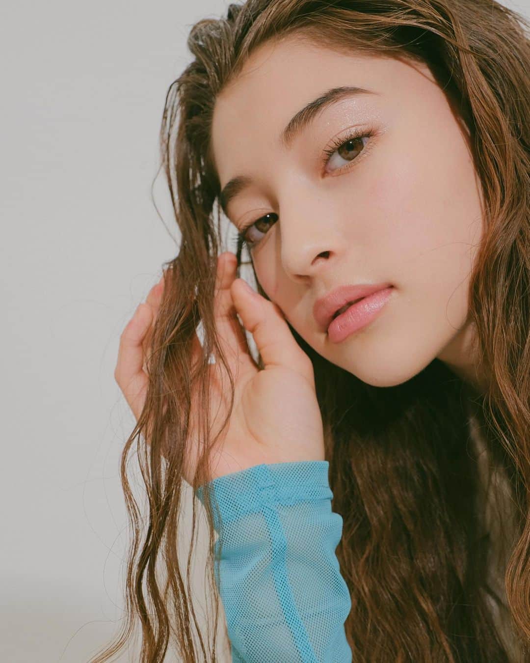 久保雄司さんのインスタグラム写真 - (久保雄司Instagram)「ＳＩＸ ＬＩＶＥ TOKYO 2020 SS collection  model @cdumodels  hairmake @six_kuboyuji  assist @six_akari @six_kosuge  styling @six.salon  photo @six_kuboyuji  #six_salon  #新型美容師」2月19日 19時32分 - six_kuboyuji