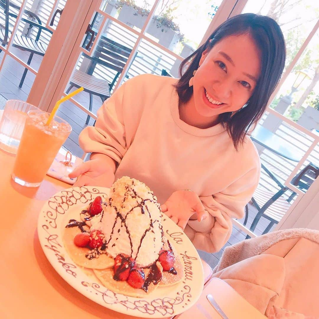 長澤彩子のインスタグラム：「後輩たちにお祝いしてもらいました🎂  tvkでの財産は2人の可愛い妹に恵まれたことです☺️ 本当にありがとう♡ずっと応援してるよ⭐️」