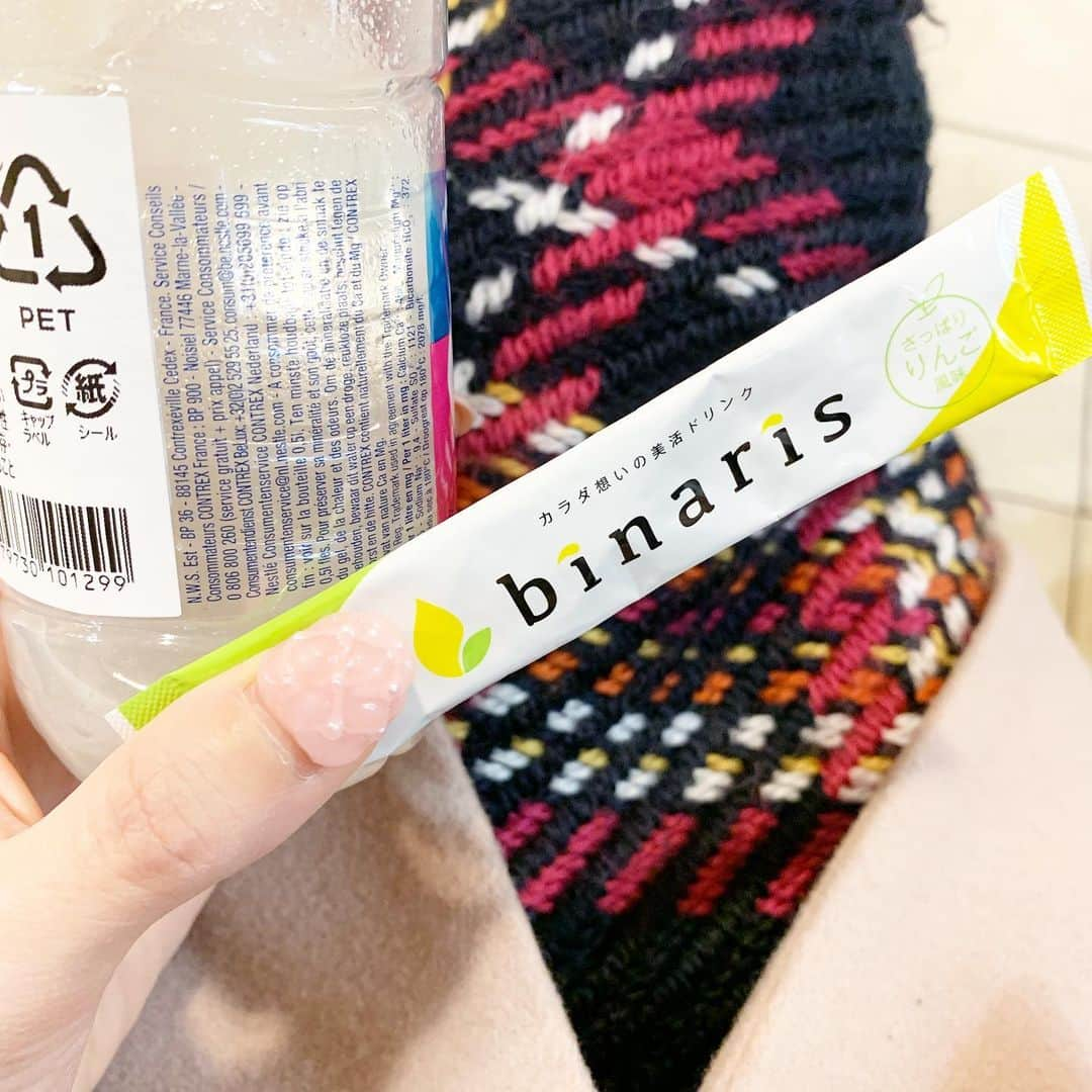 早川愛さんのインスタグラム写真 - (早川愛Instagram)「🍦❤️﻿ ﻿ with ﻿ 腸活ドリンク @binaris_official 💕💕﻿ ﻿ ﻿ ﻿ 甘いものだいすきだけど太りたくはないので腸活してます🙋 ﻿ これめちゃくちゃお腹の調子よくなってトイレの回数増えます🤣﻿ ﻿ 多穀麹がデブ菌を減らして痩せ菌を増やしてくれるみたいで私にすごくあってる🤗﻿ ﻿ おいしいリンゴパウダーで﻿ むしろお水に溶かさずとも私は食べれます😋﻿ ﻿ 腸の調子がいいとお肌の調子もいいからるんるんです🎶﻿ ﻿ ﻿ ﻿ ﻿ #binaris #ビナリス #腸活 #美活 #腸から綺麗になる #デブ菌 #ヤセ菌 #pr﻿」2月19日 20時05分 - megumegu_1006