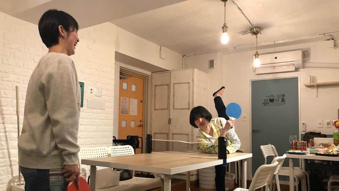 相馬有紀実さんのインスタグラム写真 - (相馬有紀実Instagram)「舞台『デッドストック・トーキョー』のデドスト女子会を開催！そして外村道子ことトムと東澤有香こときみちゃんのサプライズバースデー❤️ 飛び跳ねて喜んでるお2人が可愛すぎました(о´∀`о) 終始笑いっぱなし。社交辞令にならないメンバーが好きです。 笑うっていいね！」2月19日 20時28分 - yukimi_soma