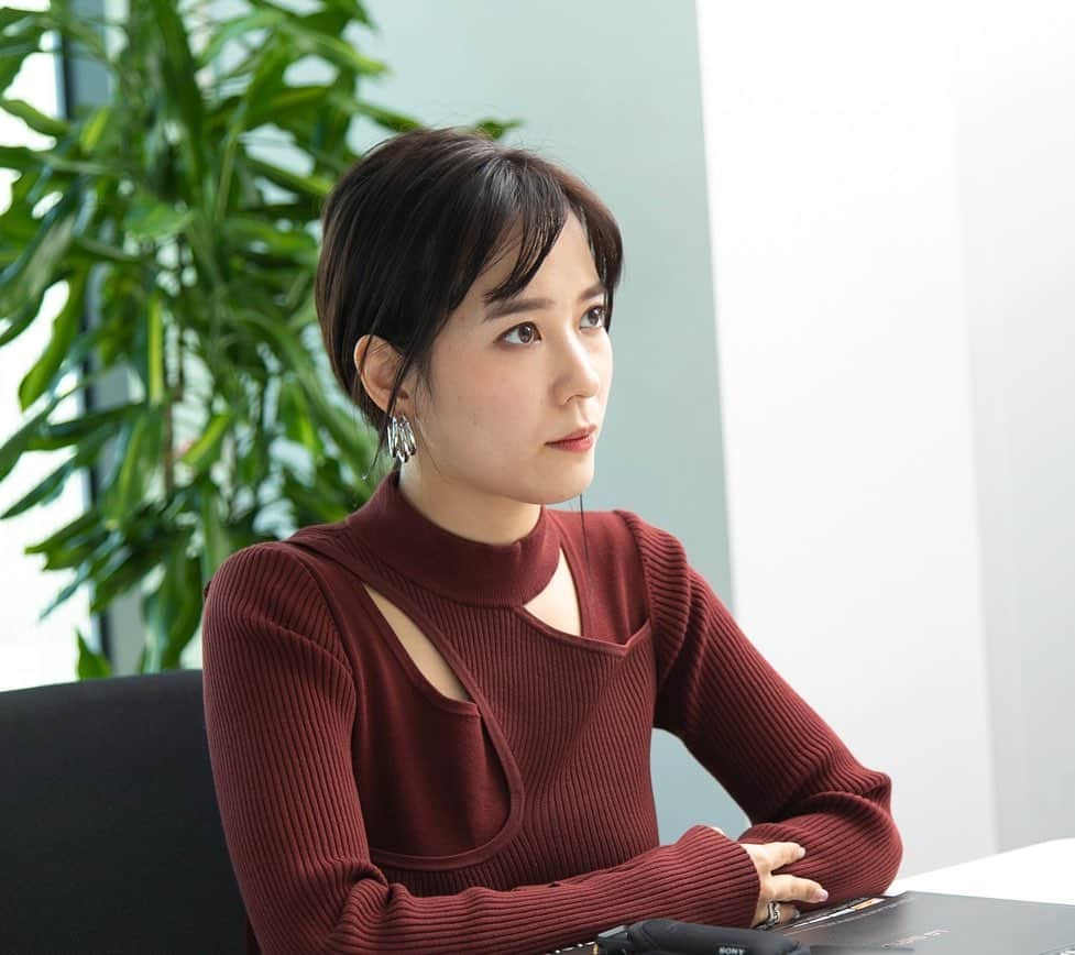 奈津子さんのインスタグラム写真 - (奈津子Instagram)「やれるとこまでやってみようと思う今日この頃😊💖💖 ・ ・ #家電女優 #奈津子　#取材中　#横顔」2月19日 20時36分 - natsuko_kaden