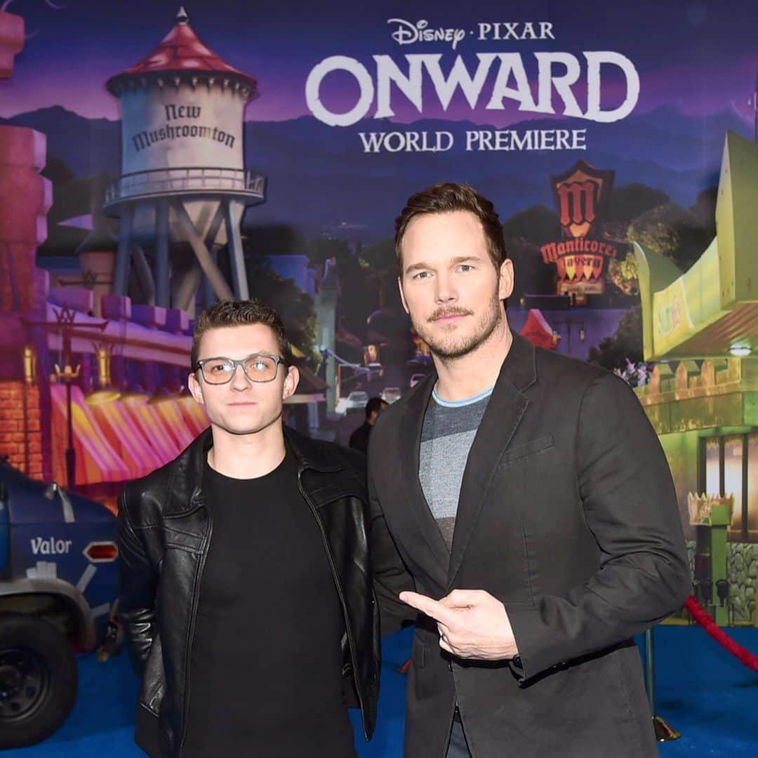 Disneyさんのインスタグラム写真 - (DisneyInstagram)「Embark on a journey down the blue carpet of #PixarOnward, in theaters March 6.」2月20日 6時24分 - disney