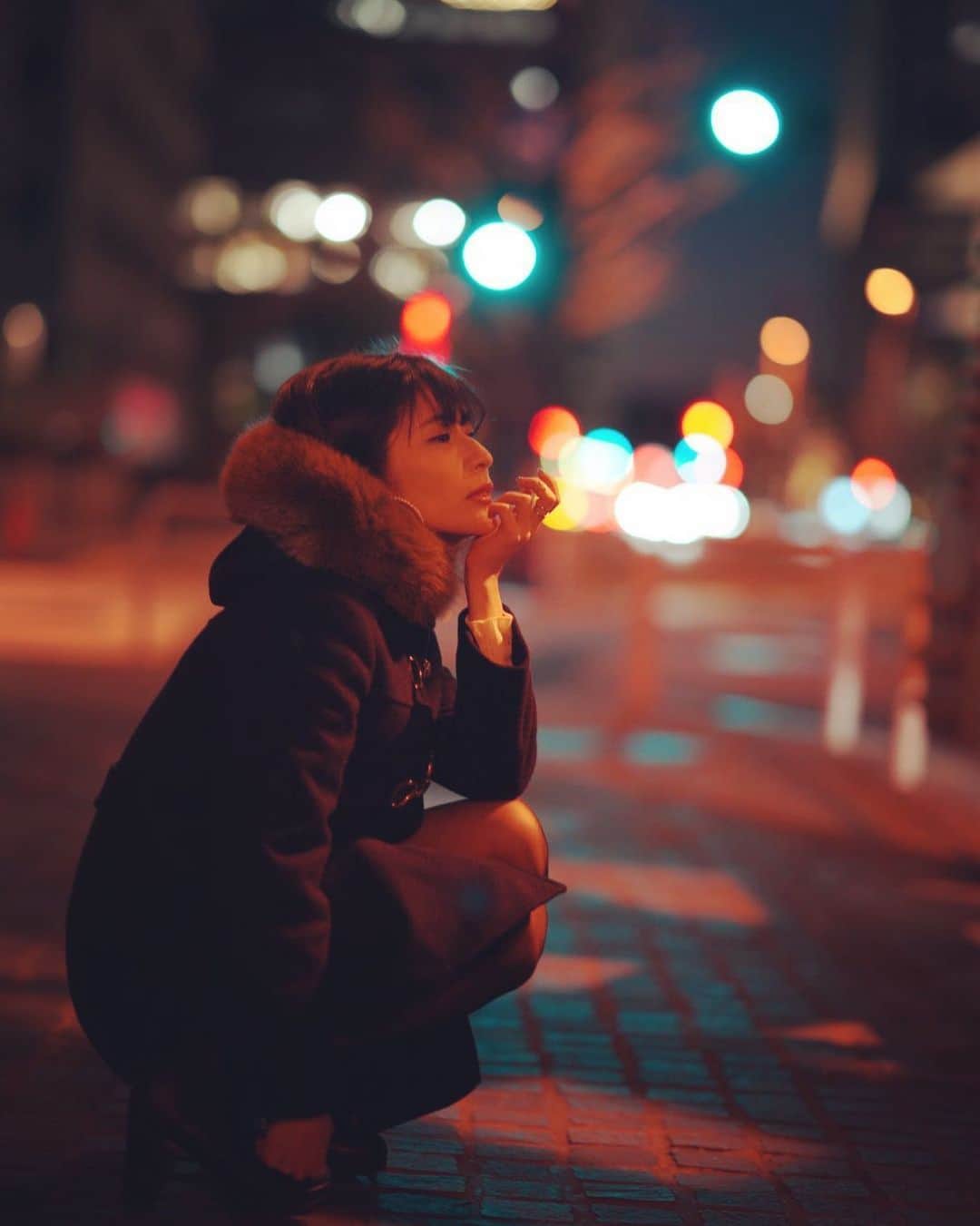 有馬綾香のインスタグラム：「おやすみなさーい。 #おやすみ #写真 #撮影 #ポートレート #ポートレート撮影 #tokyo #photography #newtype #goodnight #写真好きな人と繋がりたい #夜 #ロケ撮影 #眠い #明日も頑張ろう」