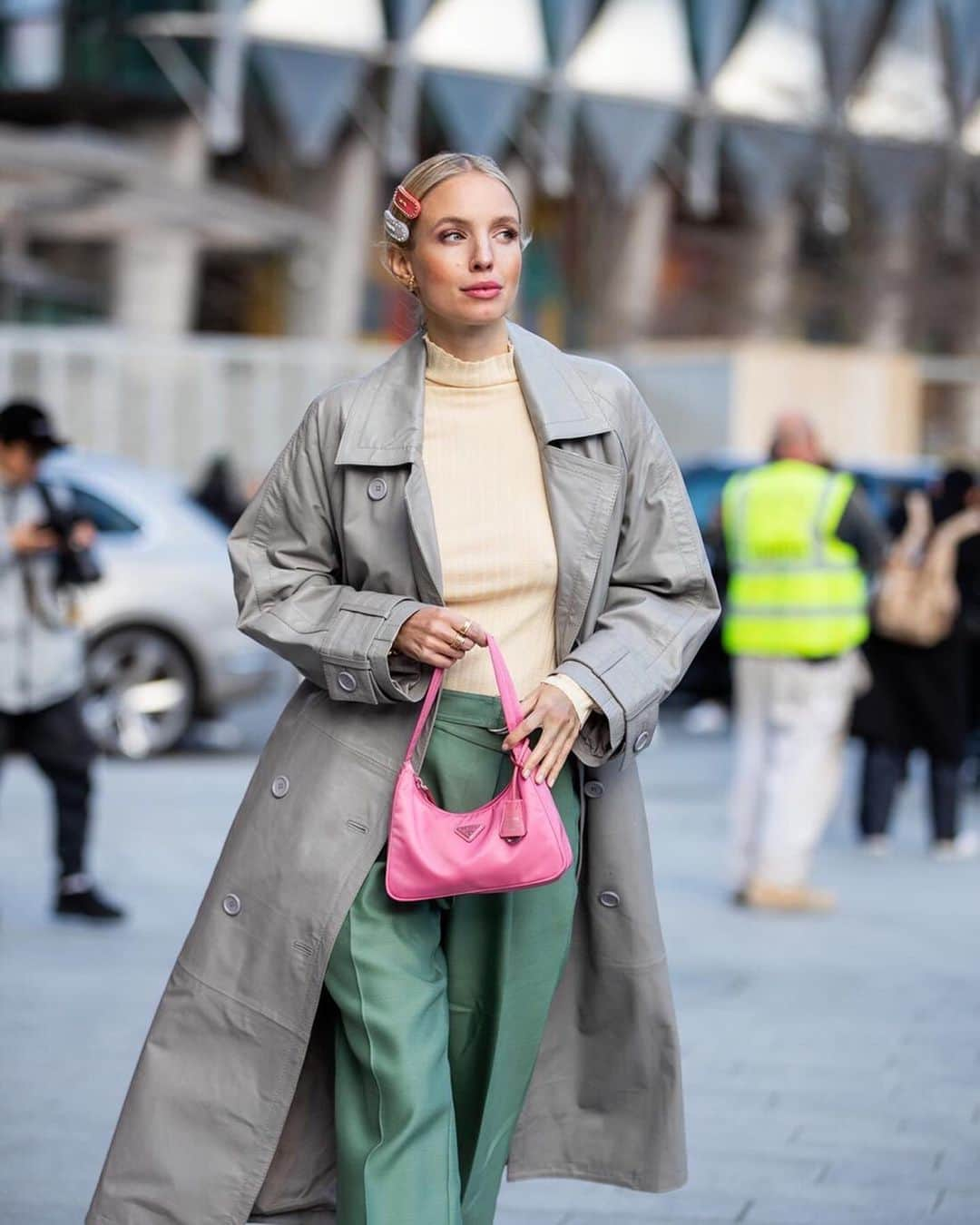 レオニー・ハンネさんのインスタグラム写真 - (レオニー・ハンネInstagram)「Some more looks from #lfw - what’s your fav? 💕 Anzeige/Tags @thestyleograph #lfw #london」2月19日 22時47分 - leoniehanne