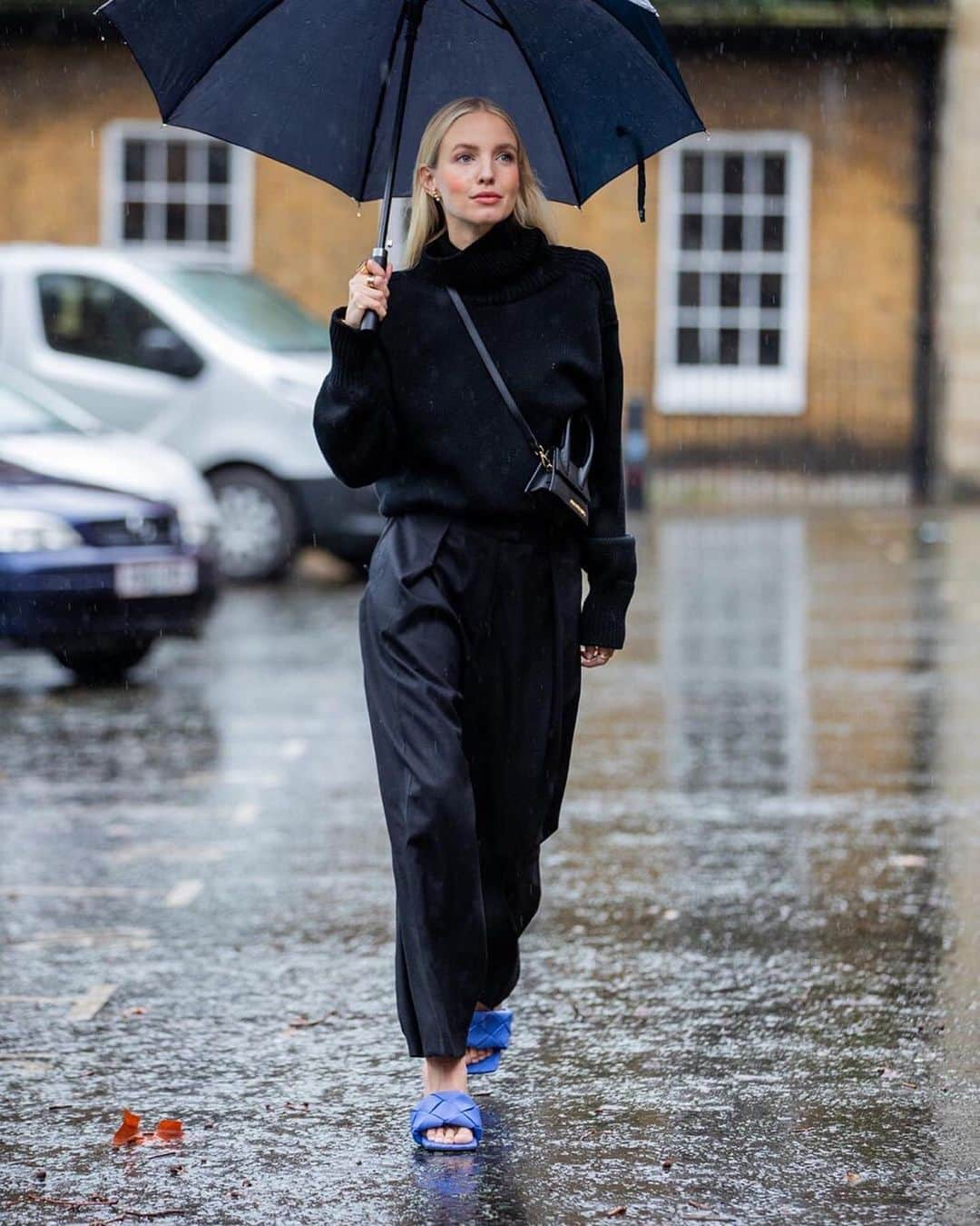 レオニー・ハンネさんのインスタグラム写真 - (レオニー・ハンネInstagram)「Some more looks from #lfw - what’s your fav? 💕 Anzeige/Tags @thestyleograph #lfw #london」2月19日 22時47分 - leoniehanne