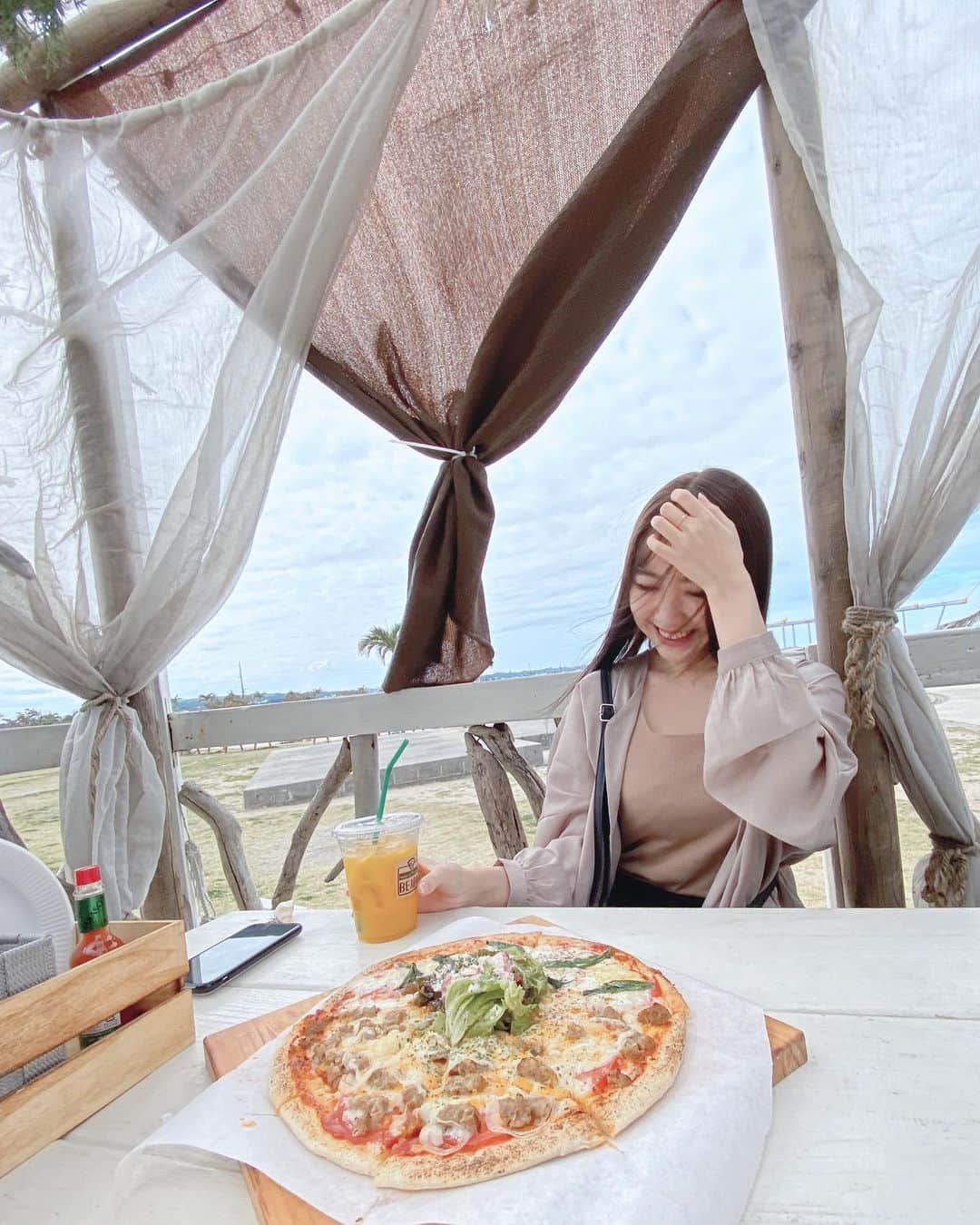 のインスタグラム：「♛ lunch🍴 ピザ美味しかった🍕 . . . #okinawa #okinawacafe  #beapa  #沖縄  #沖縄カフェ  #名取さんのcafe日記」