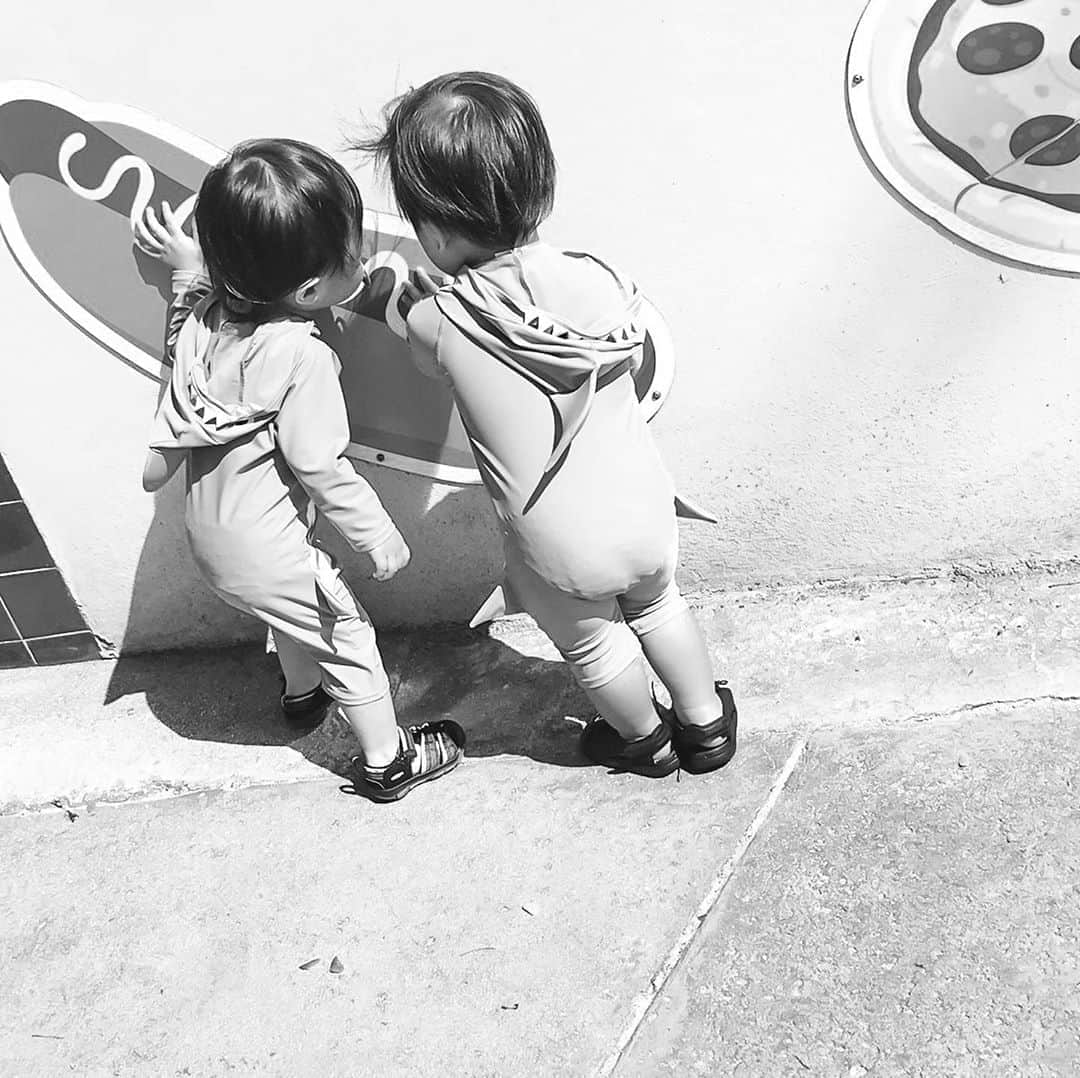藤後夏子さんのインスタグラム写真 - (藤後夏子Instagram)「#babyshark 💜 僕たち、だち🙈🤝」2月19日 23時19分 - natsukotogo