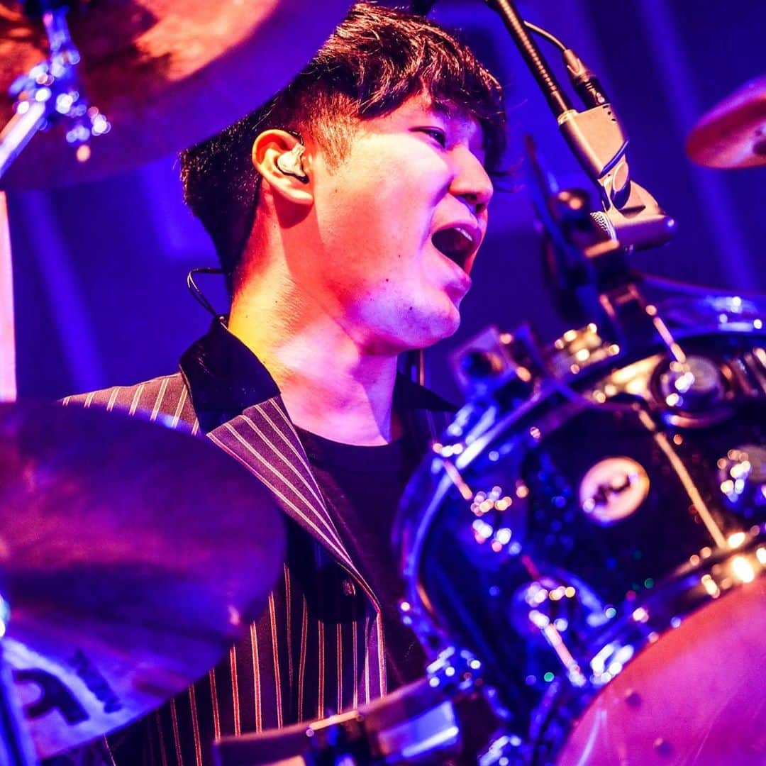 Official髭男dismさんのインスタグラム写真 - (Official髭男dismInstagram)「「FM802 MUSIC FREAKS LIVE」  お越し頂いた皆さん、ありがとうございました。  提供：#FM802  撮影：渡邉一生  #Official髭男dism #髭男 #sumika」2月20日 0時31分 - officialhigedandism