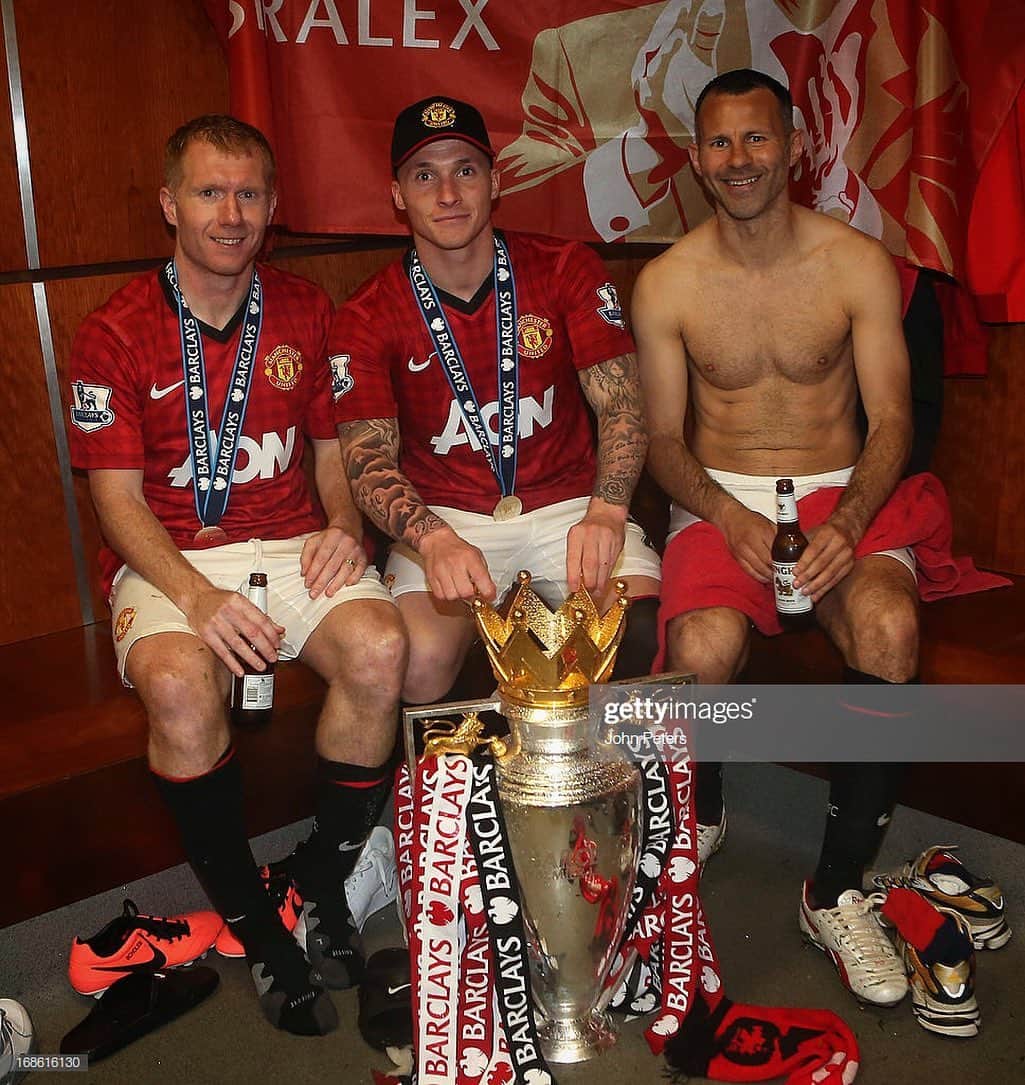 アレクサンデル・ビュットネルさんのインスタグラム写真 - (アレクサンデル・ビュットネルInstagram)「what a picture🙌🏻 #tb #legends ⚽️」2月20日 2時52分 - alexanderbuttner