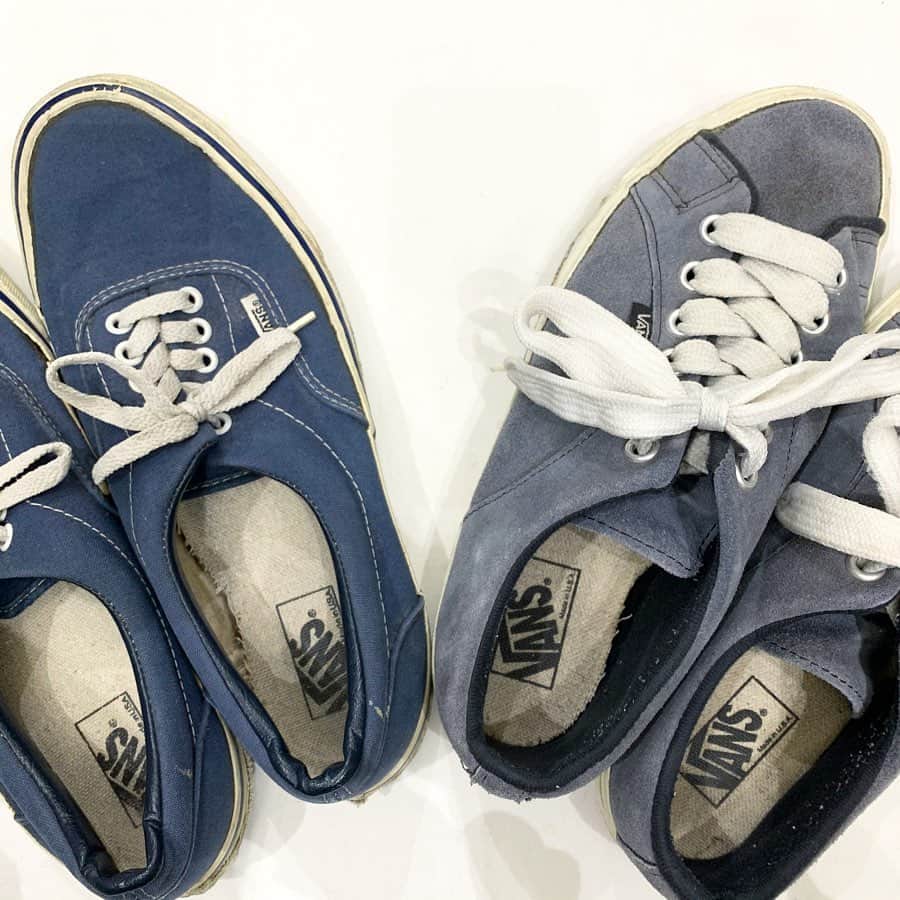 のインスタグラム：「2/18-21 close 2/22 NEW ARRIVAL! . 90's USA製 VANS ERA & LAMPIN . 商品のお問い合わせは23日以降お電話で承ります。 .  #お問い合わせはお電話で承ります #jammru #osaka  #fashion  #streetstyle  #streetfashion  #vtg  #vintage  #used  #usedclothing  #古着 #古着屋 #ファッション #70s #80s #90s #vans#madeinusa」