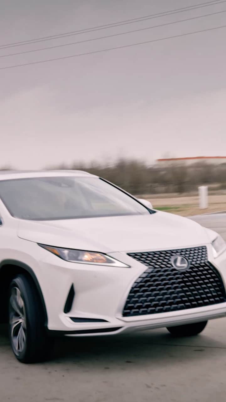 Lexus USAのインスタグラム：「How do you make a customer feel like a guest? For every Lexus dealer, it’s about anticipating their customers’ needs. And sometimes it’s about literally treating them like family. Watch the incredible story of Lexus owner Lisa Macri McDevitt, and how a 20-year relationship with Park Place Lexus of Plano, TX, started with the birth of her daughter. Visit the link in our bio to learn more.」