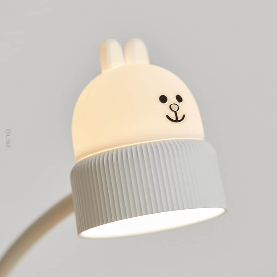 LINE FRIENDSさんのインスタグラム写真 - (LINE FRIENDSInstagram)「Cute. Elegant. Radiates warm light. Carries anywhere. ⠀ What more could you ask for? ⠀ LINEFRIENDS Portable Mood Lamp ⠀ Coming up on 2020.02.20.17:00 (PST) ⠀ Find out more > 👉Check out the product tag! ⠀ #Adjustable #MoodLamp #Lamp #Decor #LINEFRIENDS #BROWN #CONY #SALLY」2月20日 11時00分 - linefriends