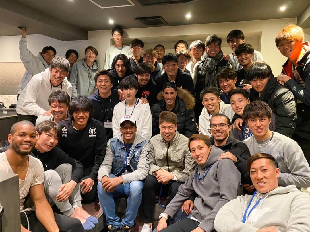 横浜FCさんのインスタグラム写真 - (横浜FCInstagram)「- 2020横浜FC決起集会。 今シーズンも応援よろしくお願いします！ - #YOKOHAMAFC #横浜FC #RECORDTHEBLUE #決起集会」2月20日 11時11分 - yokohamafc_official