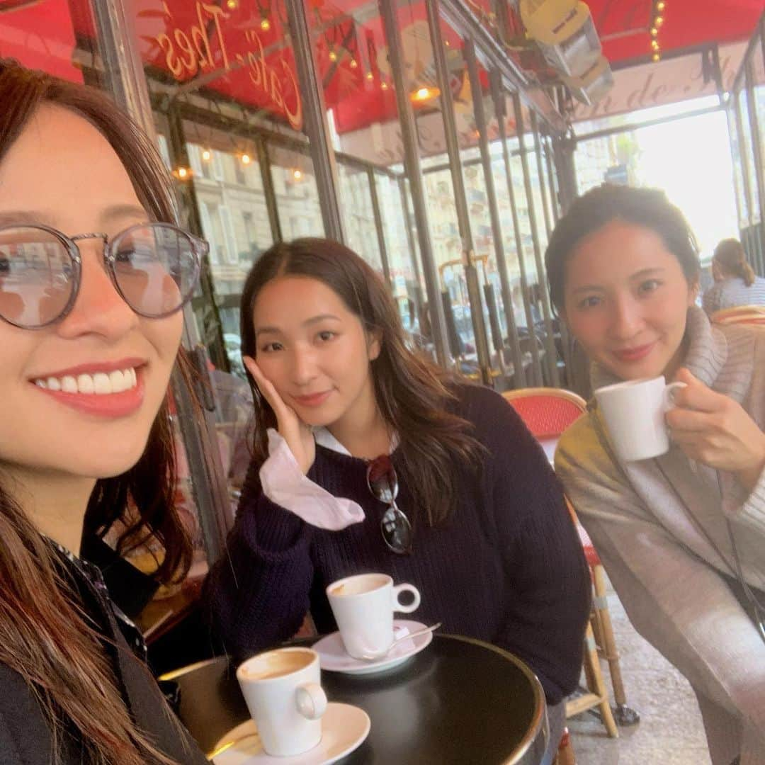 水崎綾女さんのインスタグラム写真 - (水崎綾女Instagram)「café☕️☕️☕️ w/my sis #coffee  #café #☕️ #sister」2月20日 11時50分 - misakiayame