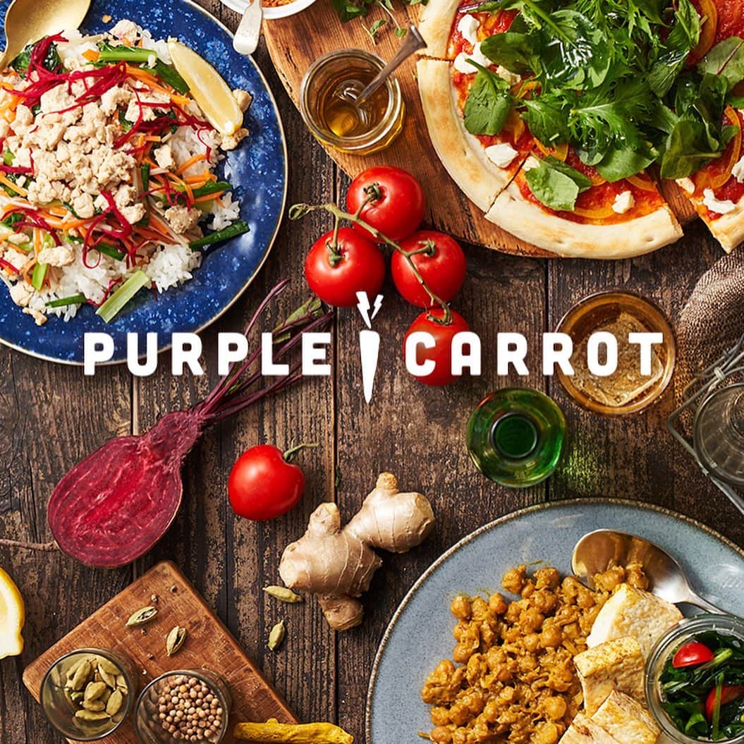 オイシックスさんのインスタグラム写真 - (オイシックスInstagram)「⠀ 実は、米国のヴィーガンミールキットブランド「Purple Carrot」のアメリカのお客さまは、完全な #ヴィーガン ではない方が大半で、週に数回のヴィーガンミールキットを楽しんでらっしゃるそうです。 ⠀ お昼にお肉を食べたら、夜は「#時々ヴィーガン」で気持ちを切り替えたり。 ⠀ 💜ヴィーガンミールキット「#PurpleCarrot（パープルキャロット）」と一緒に、『#Oisixで時々ヴィーガン』はじめませんか～xi(o′∀′s)ix ⠀ ご自身のペースで取り入れてみてくださいね～。 ⠀ ⠀ ⠀ ◎今週の #ヴィーガンミールキット はコチラ～！ ⠀ 💜ふわシャキつくねが食べ応え◎ 『れんこんつくねスープ』 肉なしで作るヴィーガンつくねを、スープで煮込んでぽかぽかに!植物性食品で仕上げるスープは、ほっとするやさしい味わい。幅広い世代の方にお楽しみいただけます。食べ応えのあるスープから、ヴィーガンを取り入れてみませんか？ ⠀ ☆Customer’s Voice☆ 「ふわふわの団子」 団子がとてもふわふわで気に入りました!味はOisixさんの特製スパイスを入れて自分なりにアレンジしました!（Noname様） ⠀ ⠀ ⠀ 💜ザクザク食感が楽しい 『人気！ジャージャー麺』 豆腐そぼろをベースに作る、やさしい味わいのジャージャー麺はあっさりしつつも食べ応えあり。レタスやカシューナッツなど、食感のアクセントになる食材と混ぜ合わせて召し上がれ。 ⠀ ☆Customer’s Voice☆ 「美味しすぎです!!」 生姜やネギ油の風味がアクセントになって、一口食べた瞬間、美味しい!!と4歳子供までパクパクでした!リピートします!（スミレ様） ⠀ ⠀ 💜リピーター続出！人気No.1 『豆腐そぼろビビンバ』 お肉を使わない豆腐そぼろのビビンバ。小松菜やニラ、にんじんなど野菜もたっぷり。彩りでビーツを散りばめ、レモンをきゅっと絞ってお召し上がりください。 ⠀ ☆Customer’s Voice☆ 「Kitの中でも簡単で大変美味しい」 調理時間も他よりかからず簡単。ソイミートの味は思ったよりずっと自然で美味しく、ビーツとレモンも料理に大変合っています。優しい味、身体にも優しいと思いました。全体的にすごく美味しい。また注文したい。（Naka様様） ⠀ ⠀ ⠀ *―――――――――――* 💜Purple Carrotについて *―――――――――――* Purple Carrot（#パープルキャロット）は、今、米国で注目を集めているヴィーガンミールキットブランドです。お昼にお肉を食べたので、夜はヴィーガンメニューにしてみたり、「時々ヴィーガン」を楽しめる食卓をお届けします。 ⠀ 「#今日はヴィーガンの日。」そんな感覚で、自分のライフスタイルにあわせて、ヴィーガンの食事を取り入れるという新しい選択をPurple Carrotのミールキットと共にお楽しみください。 ⠀ * * 💜Oisixで時々ヴィーガン💜 Purple Carrot @purplecarrot_japan #パープルキャロットジャパン #パートタイムヴィーガン #ミールキット #ヴィーガン #ベジタリアン #サステナ #サスティナブル　#サステナブル #mealkit #vegan #veganrecipes #veganfoodie #veganbrunch #vegandinner #vegetarian #sometimesvegan #sustainable #oisix #オイシックス」2月20日 12時12分 - oisix