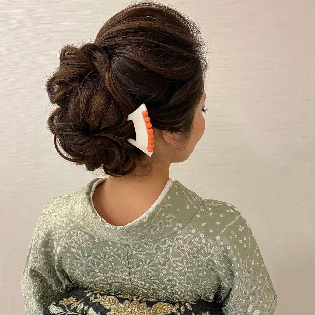 Tomoyo Kitamuraさんのインスタグラム写真 Tomoyo Kitamurainstagram 先日のお客様 きれいめな和装カール シニヨン ヘアメイク ヘアセット ヘアアレンジ ヘアスタイル 銀座 美容師 ウェディング ウェディングヘア ブライダル ブライダルヘア 結婚式 プレ