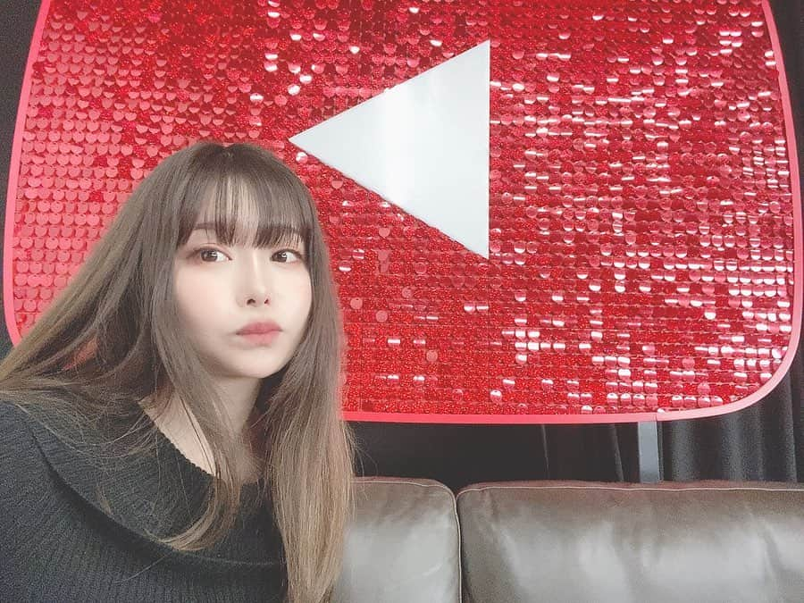 利咲さんのインスタグラム写真 - (利咲Instagram)「#YouTubeSpaceTokyo にて撮影🎥﻿ とても綺麗なスタジオでした✨﻿ 撮影スペースが多く、テンション上がって色々写真を撮ってしまった！﻿ ﻿ なんと #ホラーちゃんねる さんの撮影でした👻﻿ みなさん出来上がりを楽しみにしていて下さいね👍﻿ ﻿ #youtube #撮影 #六本木 #六本木ヒルズ #Roppongi #roppongihills #ユーチューブ #youtubetokyo #youtuber #youtubevideos #youtubechannel #horror #ホラー #youtubespace」2月20日 12時22分 - himeringo908