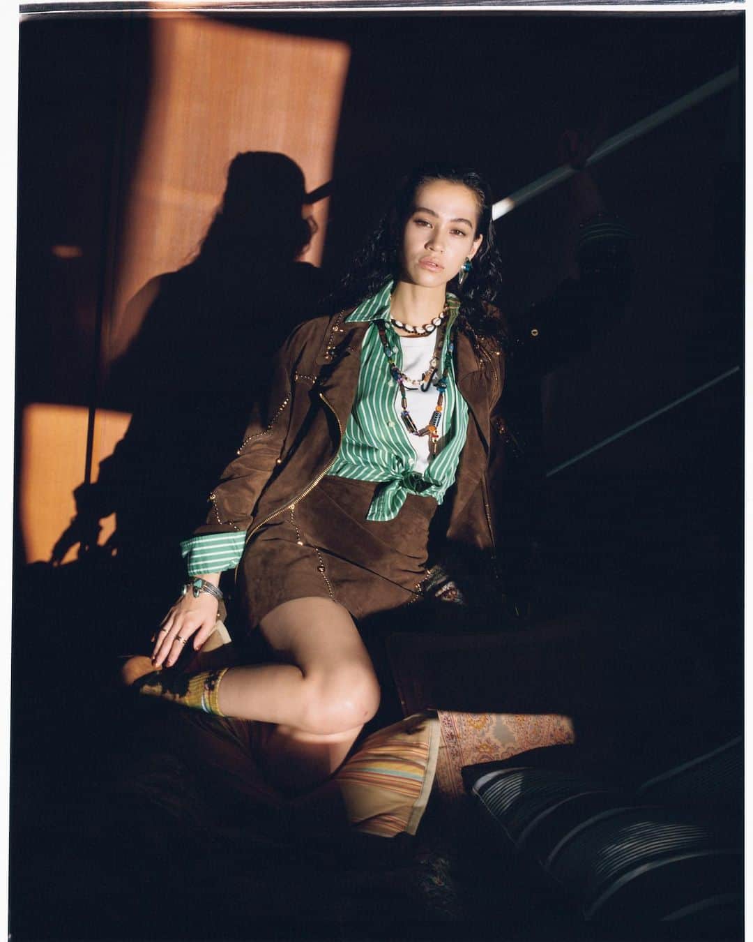 Shun Watanabeのインスタグラム：「Inspired by Japanese bubble era preppy style🤎 @madamefigarojapon  Starring @i_am_kiko  photography @hirokomatsubaraa  Hair Make up @rieshiraishi1220  Styling @shun_watanabe  #figarojapon #kikomizuhara」