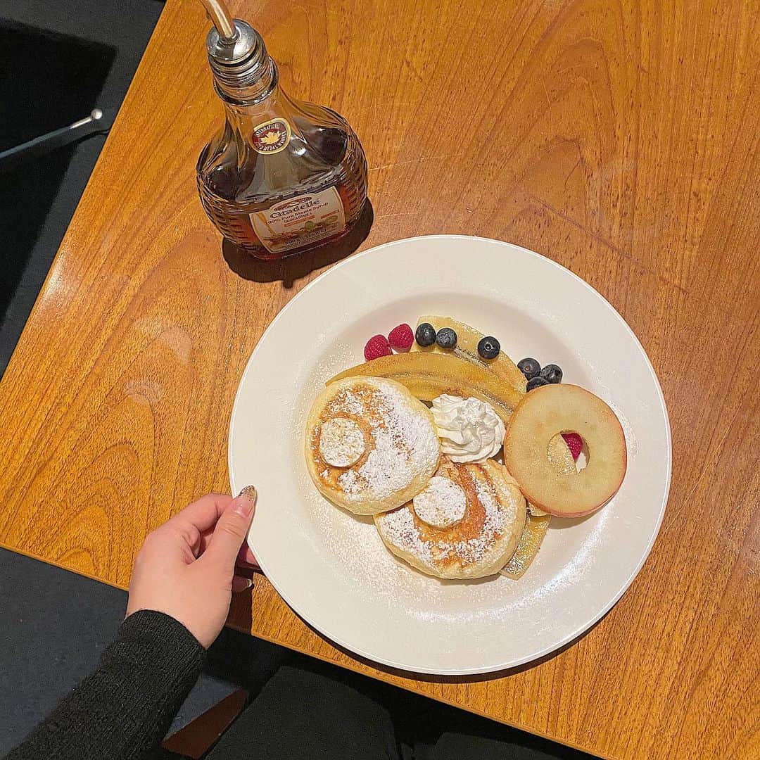 石川晶子（あきぽよ）のグルメインスタ