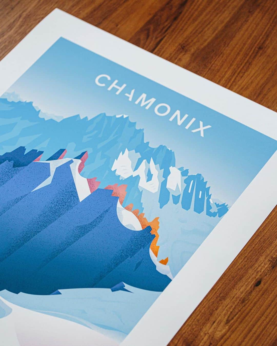 Alex Strohlさんのインスタグラム写真 - (Alex StrohlInstagram)「Delighted to be releasing a new limited print series about a very special place — Chamonix. Buddy & uber talented illustrator @ptor and I worked on this for 14 months and together we went through 43 versions of the illustration.. There’s 3 sizes available and some are limited to 50 units, embossed & signed. Snag one on my site before they’re gone . Link in profile 🎿」2月20日 14時05分 - alexstrohl