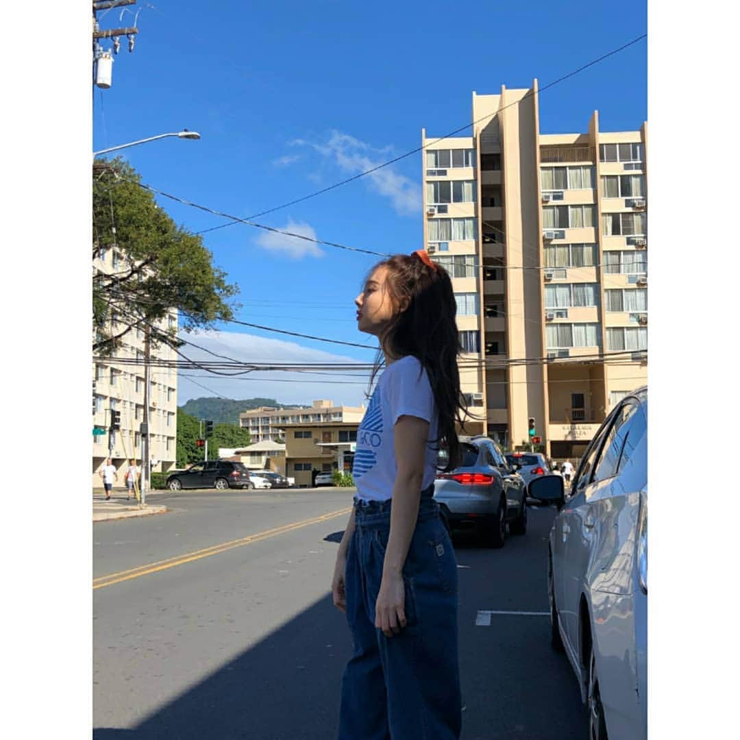 TWICEさんのインスタグラム写真 - (TWICEInstagram)「조..조금만」2月20日 14時00分 - twicetagram