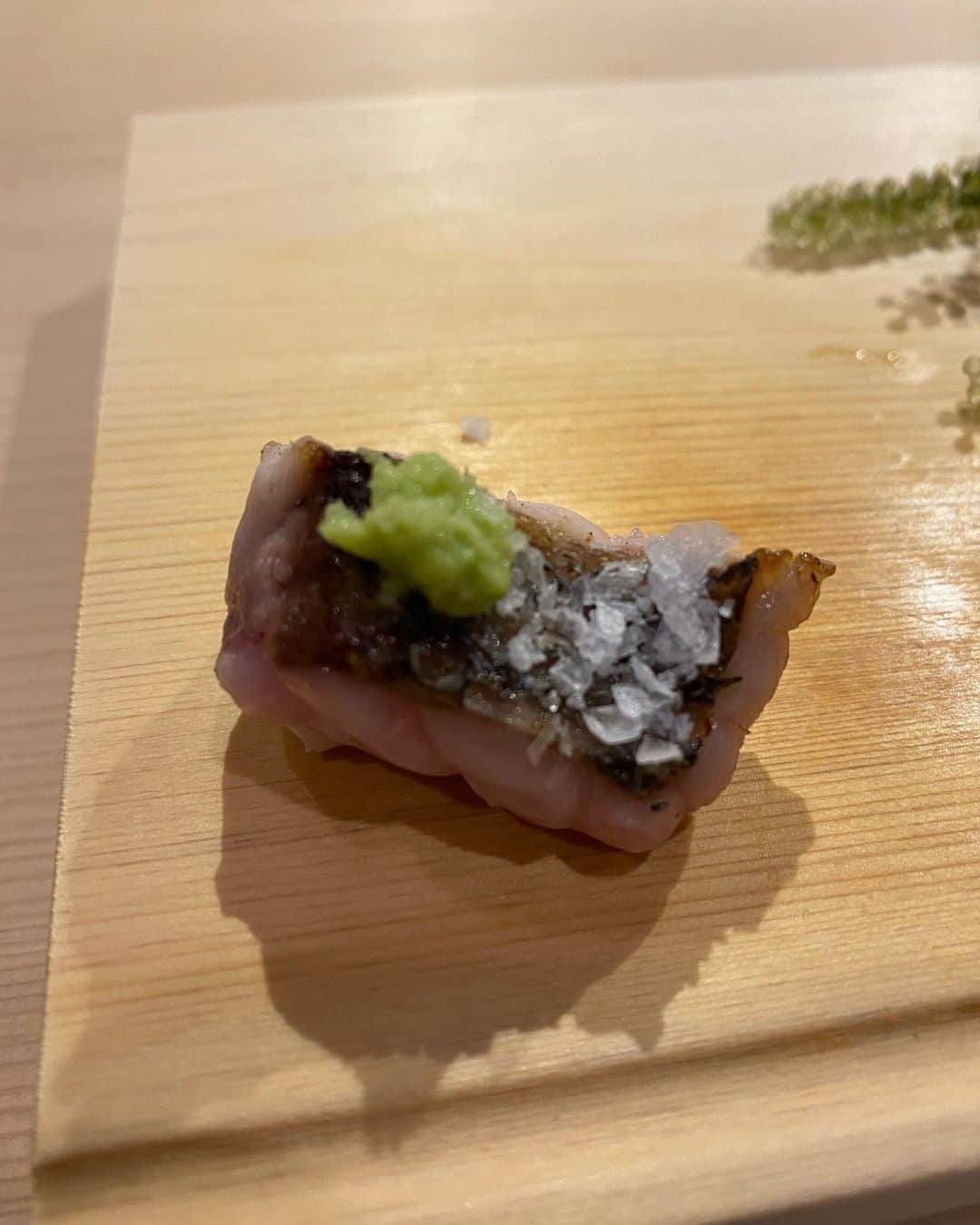 熊切あさ美さんのインスタグラム写真 - (熊切あさ美Instagram)「最近お寿司率高い 村瀬さんは二回目 わたし最後まで完食☺️ 美味しくいただきました☺️ #村瀬　#お寿司　#食べるの好きな人と繋がりたい  #japan #instagood  #japanesefood  #和　#西麻布グルメ　#sushi」2月20日 14時43分 - asami_kumakiri