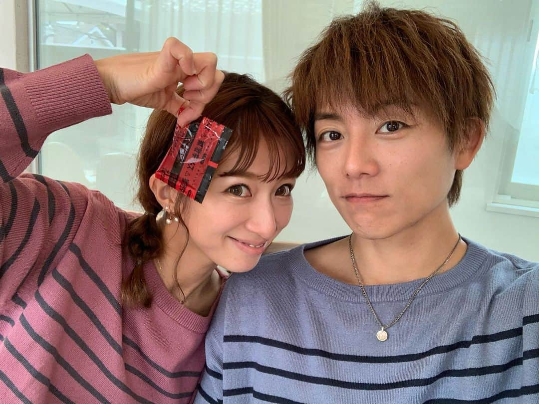 杉浦太陽さんのインスタグラム写真 - (杉浦太陽Instagram)「今日は夫婦でYouTube撮影day！  ロケで会うのは三日ぶりなので、 テンション高く楽しく撮影しております！  @sugiurataiyou_official  #たぁのんちゃんネル #YouTube撮影 #三日ぶりの我が家 #嬉しいね #楽しく撮影 #公開をお楽しみに」2月20日 14時56分 - sugiurataiyou_official