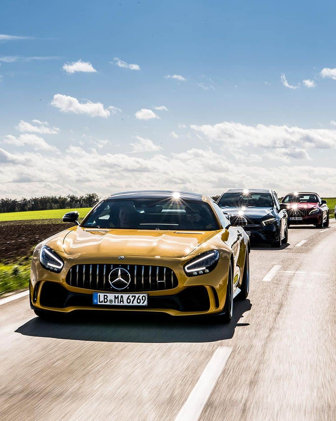 Mercedes AMGさんのインスタグラム写真 - (Mercedes AMGInstagram)「On the 23rd of February you have the opportunity to meet the Formula 1 legend Karl Wendlinger in person! Immerse yourself in the world of AMG and visit the AMG Driving Academy at the @mercedesbenzmuseum on the Classic Island (Level 0). Until the 8th of March 2020 you have the chance to find out about the offers of the #WorldsFastestFamily and win a special AMG trip – all details for participation on site!  #amgdrivingacademy #drivingperformance #MercedesAMG #AMGexperiences #Power #Passion #Mercedes #worldsfastestfamily」2月21日 1時02分 - mercedesamg