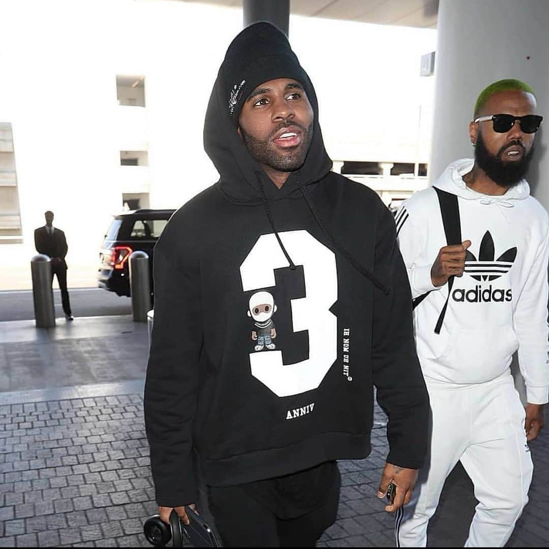 ジェイソン・デルーロのインスタグラム：「Not bad for a Pap shot. Dubai bound」