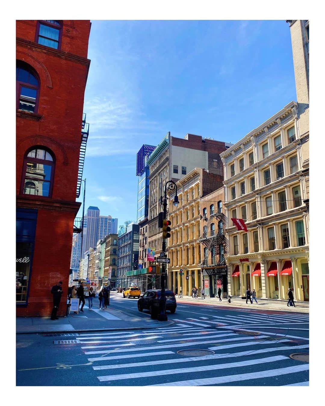板野友美さんのインスタグラム写真 - (板野友美Instagram)「🗽🇺🇸🚕 絵になる街並み  #newyork  #ニューヨーク  #1人旅」2月20日 17時25分 - tomo.i_0703