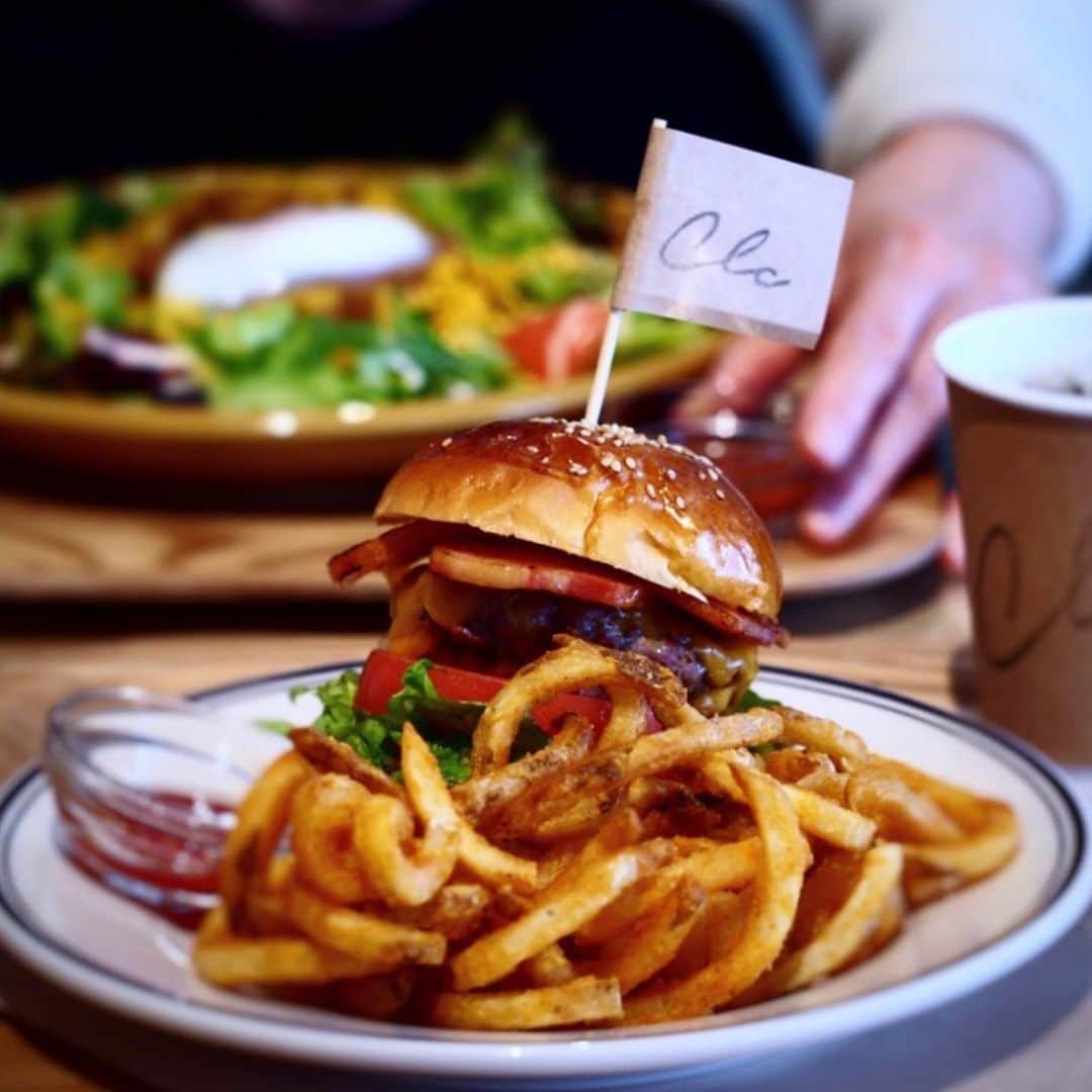 aumoグルメのグルメインスタ