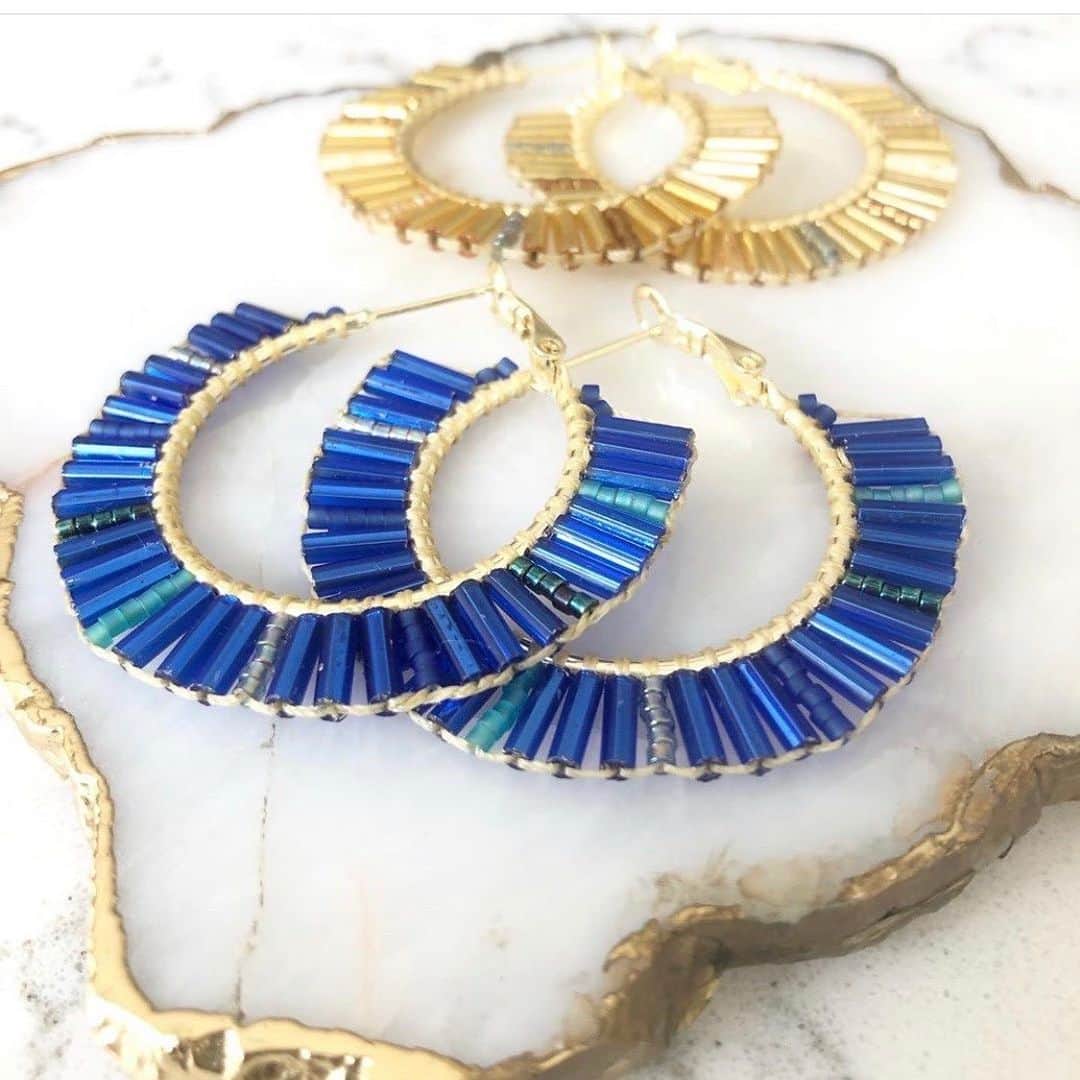 のインスタグラム：「Festival fringe hoops.... looking forward to the season coming 🌈  #festivalseason #festivalscoming #festivalhoops」