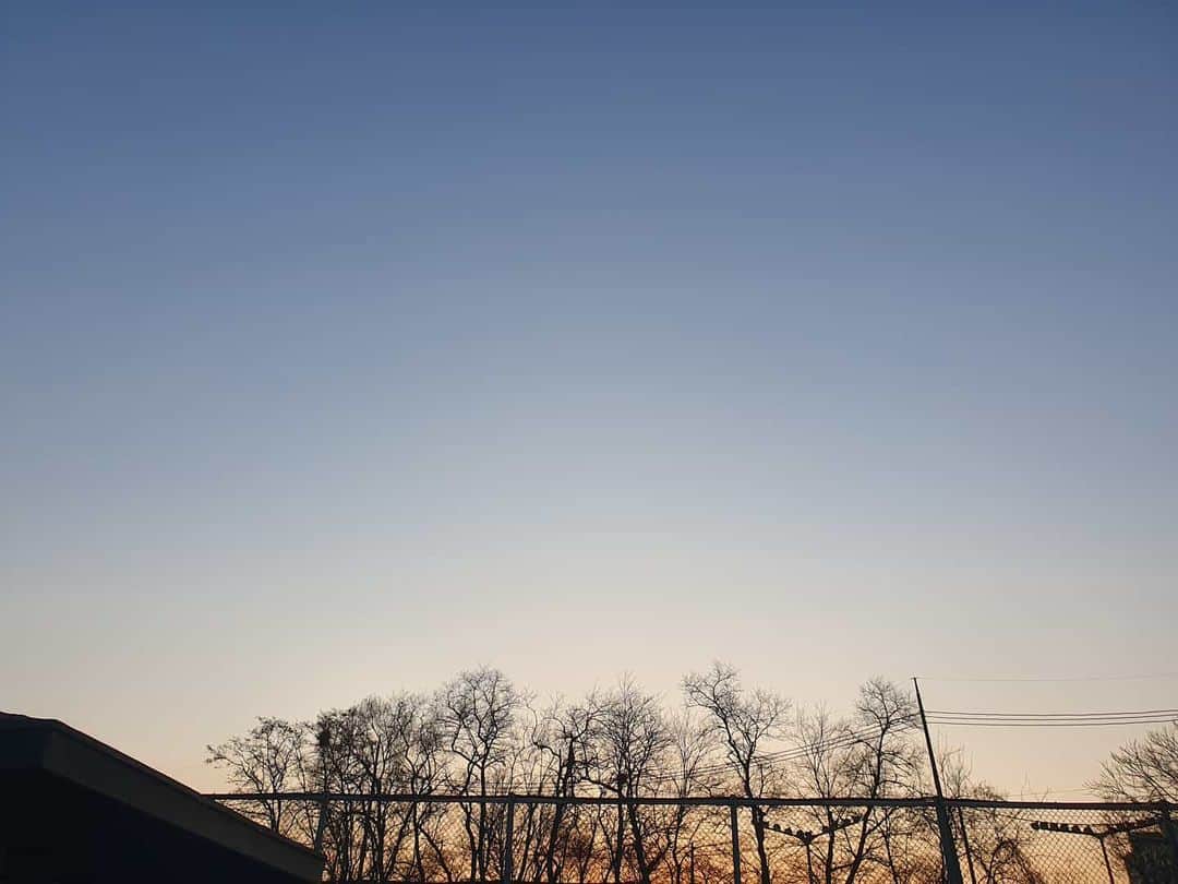 サンチョンさんのインスタグラム写真 - (サンチョンInstagram)「#sunset 📸」2月20日 18時04分 - d5ny_14