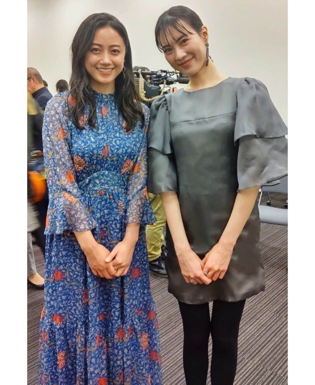 安座間美優さんのインスタグラム写真 - (安座間美優Instagram)「⋆ 映画「めぐみへの誓い」制作発表記者会見にて 横田めぐみ役のお二人、菜月ちゃん・坂上梨々愛ちゃん。 金賢姫役の小林麗菜ちゃんと。 私は田口八重子さんを演じます。  #めぐみへの誓い#田口八重子 さん」2月20日 18時10分 - mew_azama