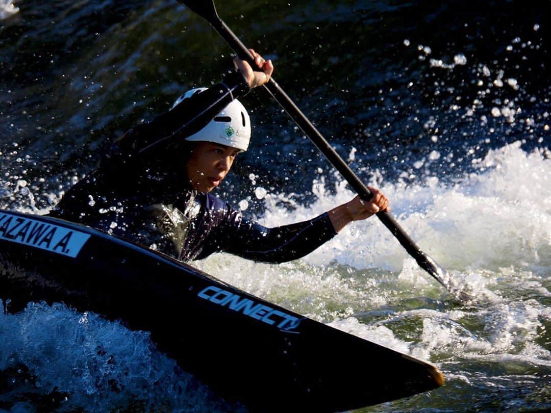 矢澤亜季のインスタグラム：「*Australian Open kicks off👊. 明日からオーストラリアオープンが始まります。 . . . #東京五輪への道のり  #カヌースラローム  #アスリート #女子アスリート  #トレーニング #トレーニング女子  #オーストラリア #シドニー #カメラ #カメラ女子 #canoe #slalom #athlete  #roadtotokyo #olympics2020  #australia #sydney #training #camp  #camera」