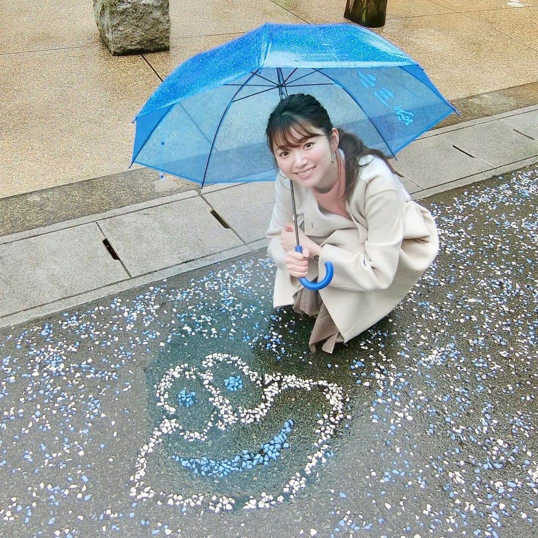 のインスタグラム：「*﻿ ﻿ ゲロ🐸ゲロ﻿ 下呂温泉へ♨️♡﻿ ﻿ カエルが街のいろんなところに いました〜！﻿ カエルが祀られてる﻿神社も⛩﻿ ﻿ 1泊して温泉でのんびりしてきました𓂃♨︎𓈒𓏸﻿ ﻿ ___________________________________﻿ #マトバ旅 #岐阜 #下呂温泉 #温泉」