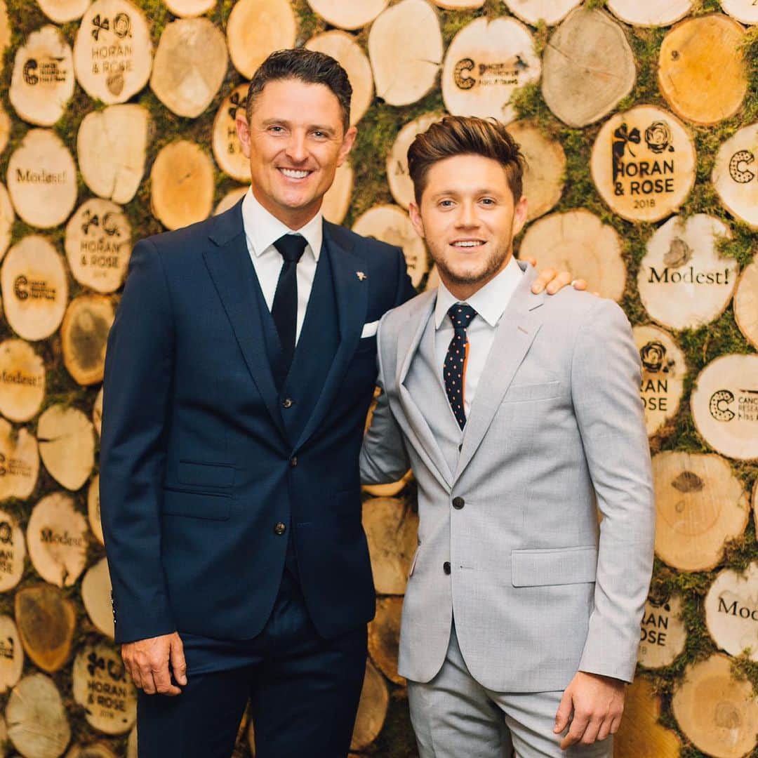 ナイル・ホーランのインスタグラム：「Delighted that myself and my good friend @justinprose99 will be back together this September for the third Horan & Rose charity event. This year we will be supporting and celebrating the 20th anniversary of Ric Lewis’ charity The Black Heart Foundation @blackheart4good and all the incredible work that they do. Excited !」