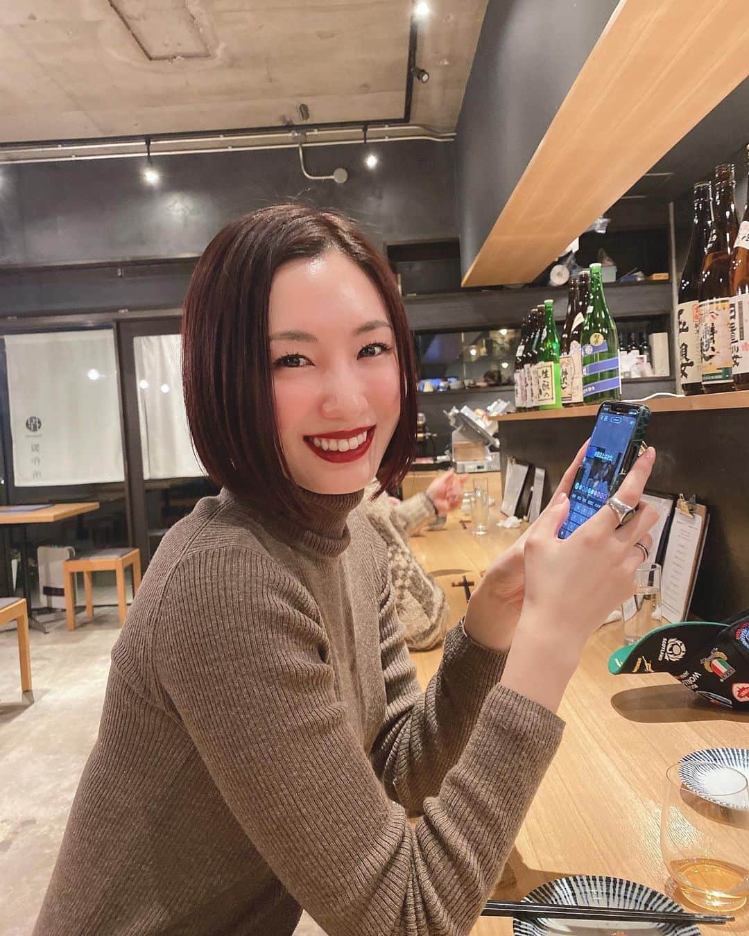 筧美和子さんのインスタグラム写真 - (筧美和子Instagram)「福岡食べ歩き旅🏮 餃子につくねにハムカツにお寿司に最高です。そんちゃんは今日もとぅるとぅる。」2月20日 19時01分 - miwakokakei