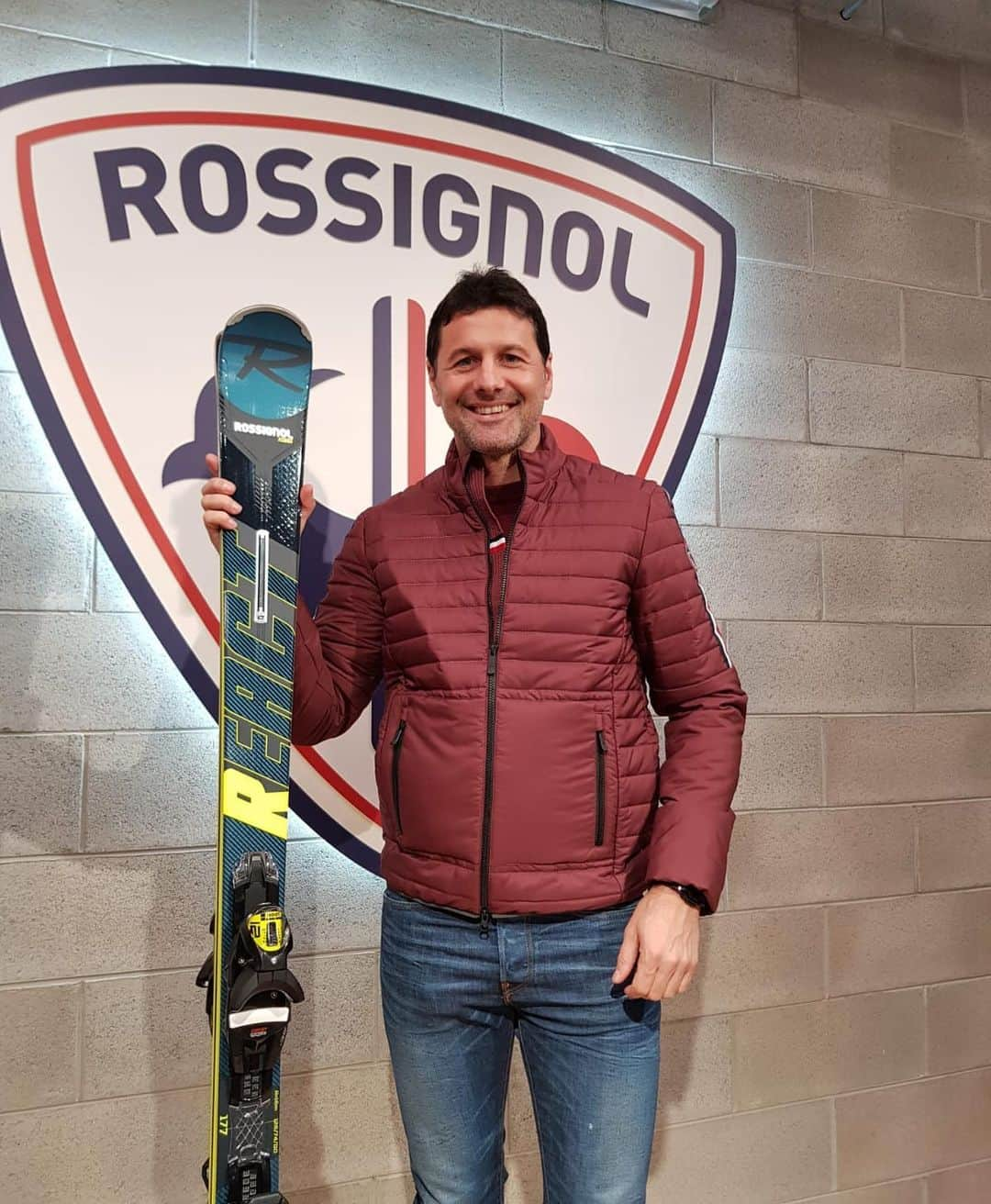 マッシモ・ゴッビのインスタグラム：「Settimana bianca??? Ci siamo ❄️😎⛷ #ski #snow @rossignol」