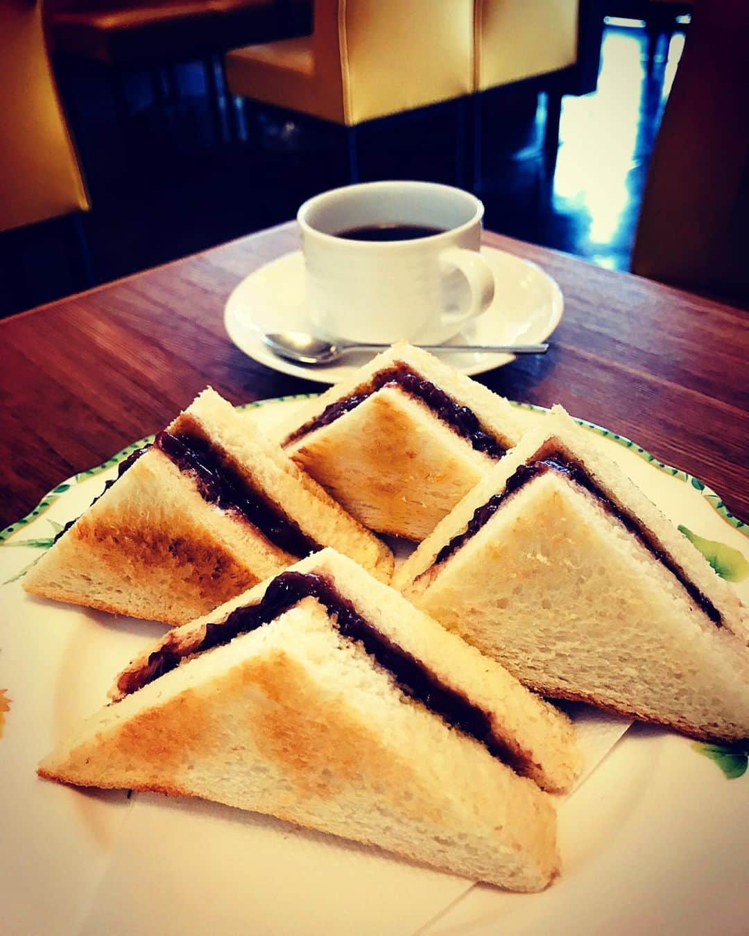 美川憲二のグルメインスタ