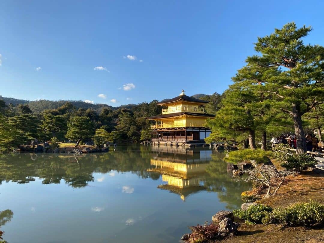 MagicalTripのインスタグラム：「Hello! This is MagicalTrip @magicaltripcom. It has been so long since the last post. Sorry for that. Today, we are here to release new tours. The first tour is going to be Kyoto UNESCO Historical Walking Tour.  In this tour, you will be visiting Ninnaji temple, Ryoan-ji temple, and Golden Pavilion. This will be the introduction of Kyoto and it is one of the best ways to see around the area.  Here is the reason: Know more about Japanese emperors Feel and learn the art of Zen Learn the rich history of Japan and  experience Japan's traditional culture including matcha and Shakyo(sutra copying). If you are interested, please check out the tour from the link in the bio! @magicaltripcom  #magicaltrip #magicaltripcom #walkwithlocals #traveldeeper #localguide #localguides #japantravel #japantrip #japanbeauty #japannature #japantour #kyoto #kyototour #kyototrip #barhopping #kyotofood #kyotonature #kyotolocal #kyotogram #instakyoto #ninnaji #ryoanji #goldenpavilion #temples #zen #japanhistory #macha #japantemple #worldheritage #UNESCO」