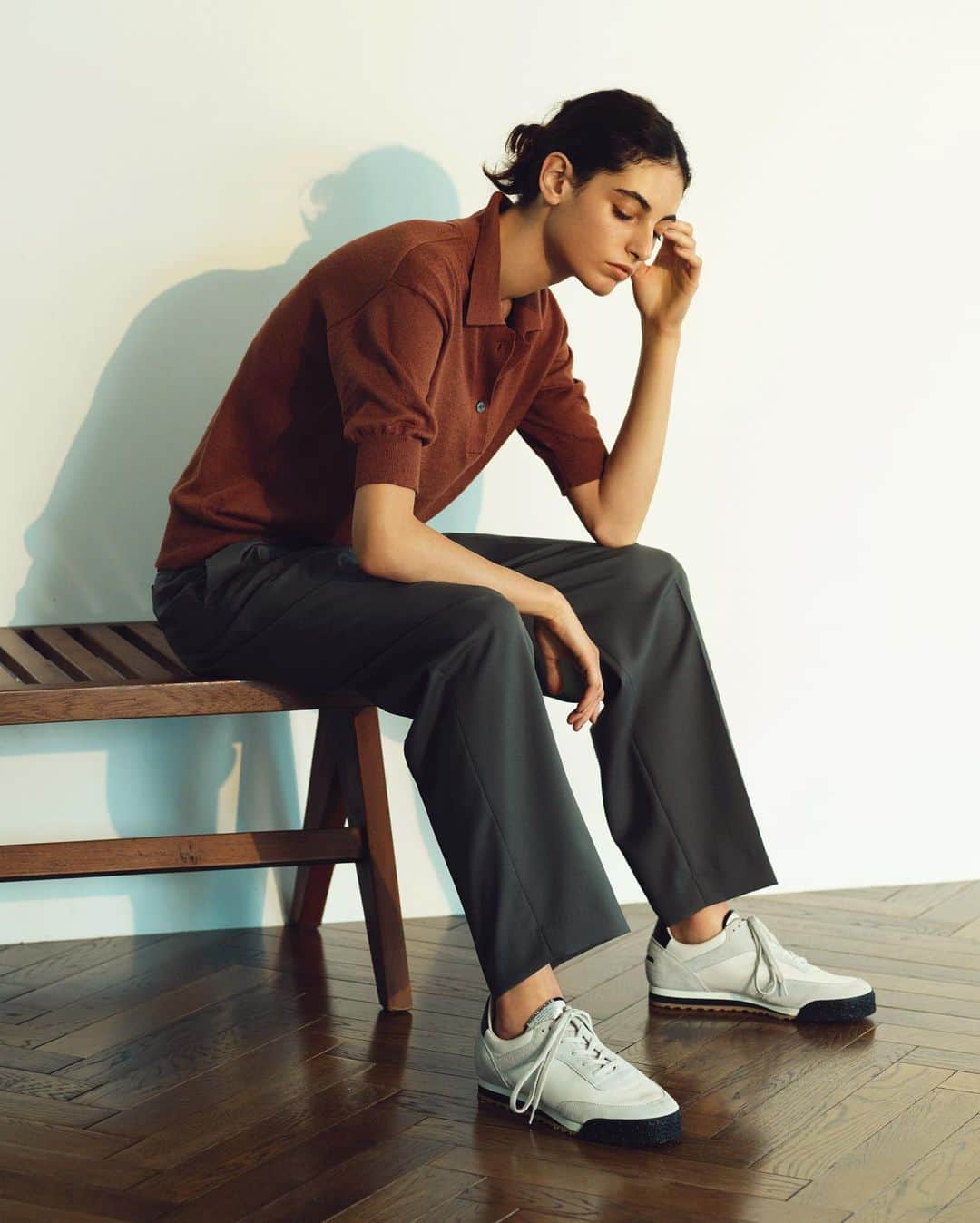 長山一樹のインスタグラム：「YLEVE 2020 SPRING&SUMMER  @yleve_official  Art director @yu_ka_matsumoto  Stylist @junichi.nishimata  Hairmake @yoshikazumiyamoto  #yleve #photography #kazukinagayama #長山一樹 #hasselblad #h6d #midiumformat d」