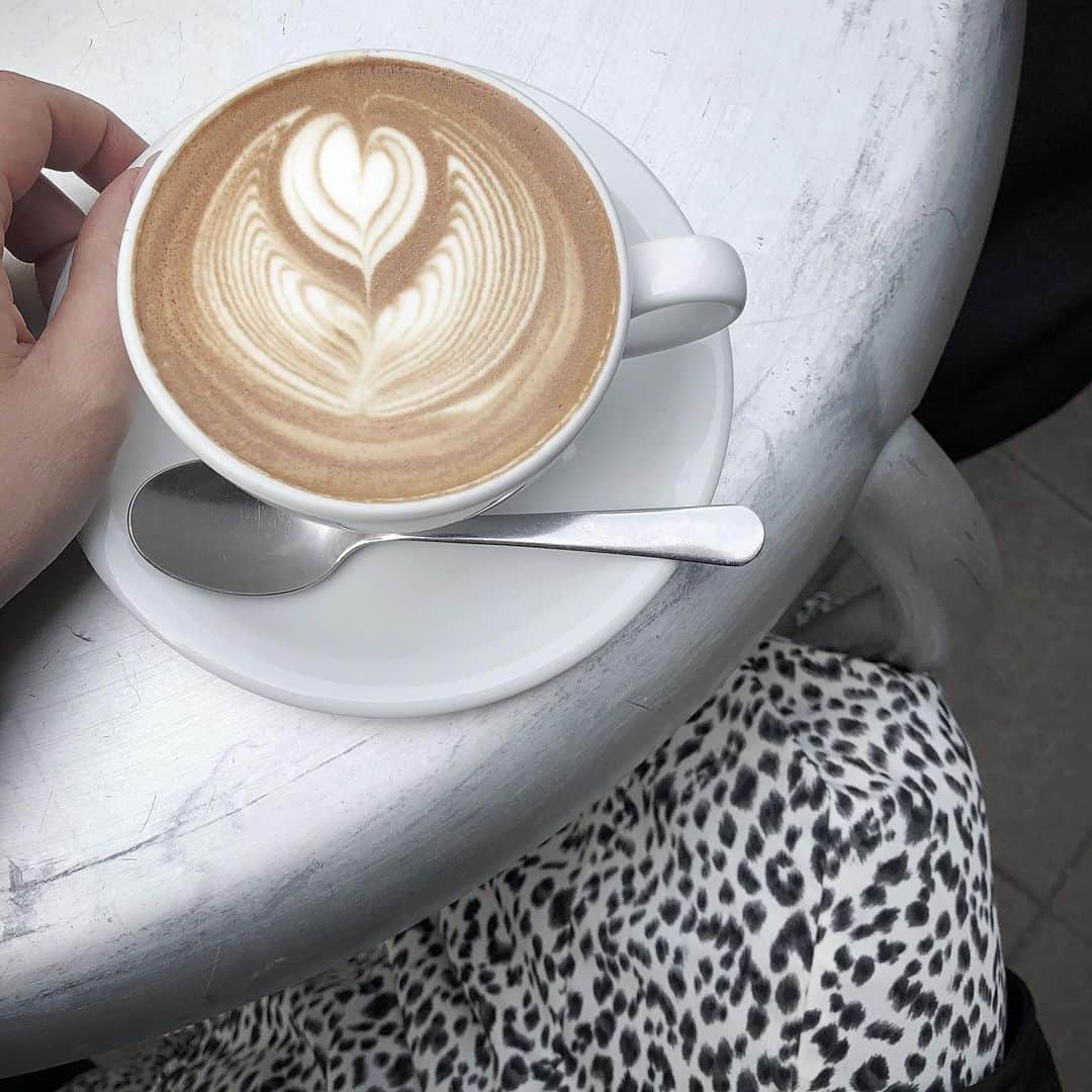 森本あやかのグルメインスタ