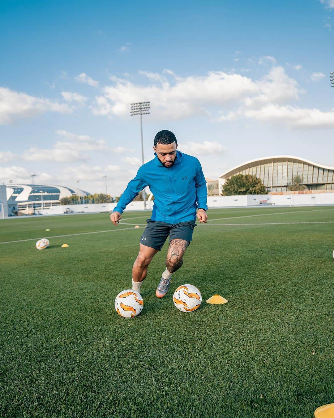 メンフィス・デパイさんのインスタグラム写真 - (メンフィス・デパイInstagram)「⚽️💜」2月20日 21時42分 - memphisdepay